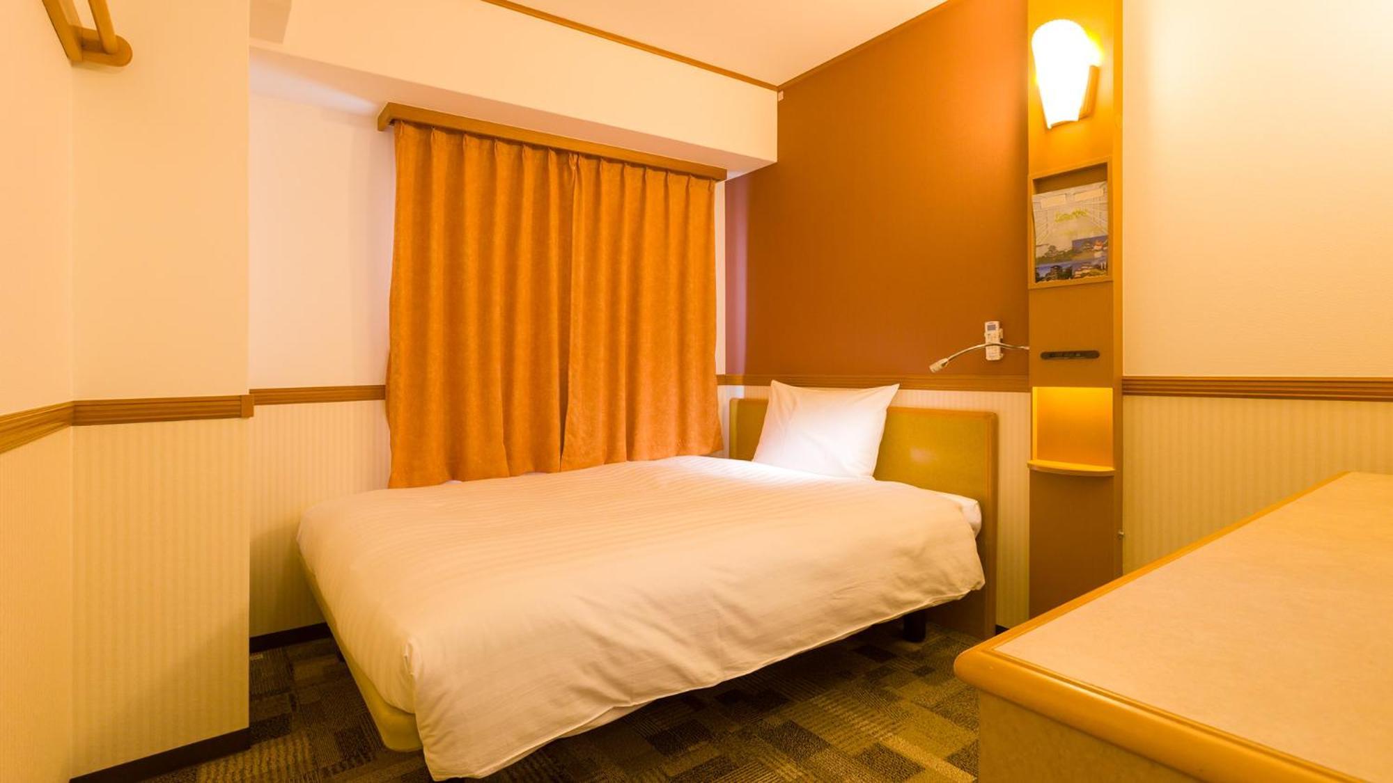 Toyoko Inn Shin-Yokohama Ekimae Honkan Номер фото