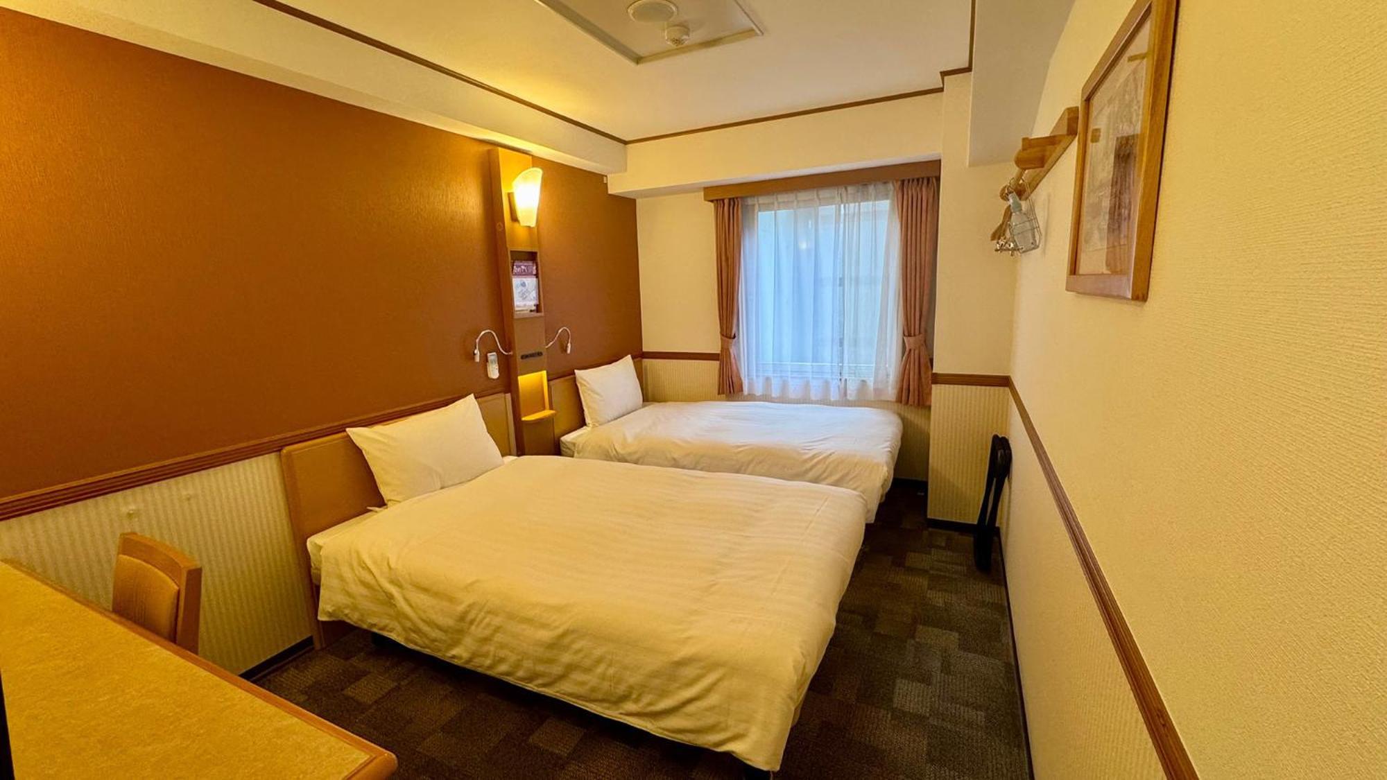 Toyoko Inn Shin-Yokohama Ekimae Honkan Екстер'єр фото