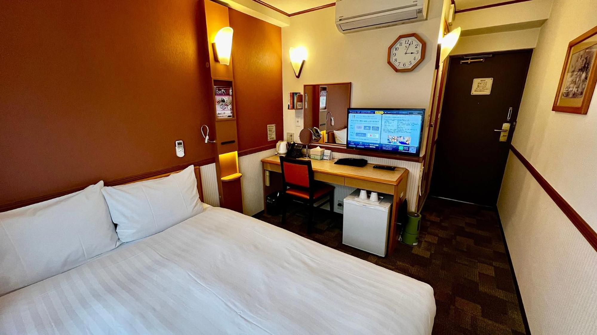 Toyoko Inn Shin-Yokohama Ekimae Honkan Екстер'єр фото